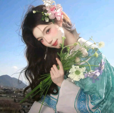 百花盛开，各有其美