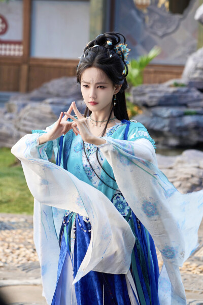 古月风华录 越央央/希音