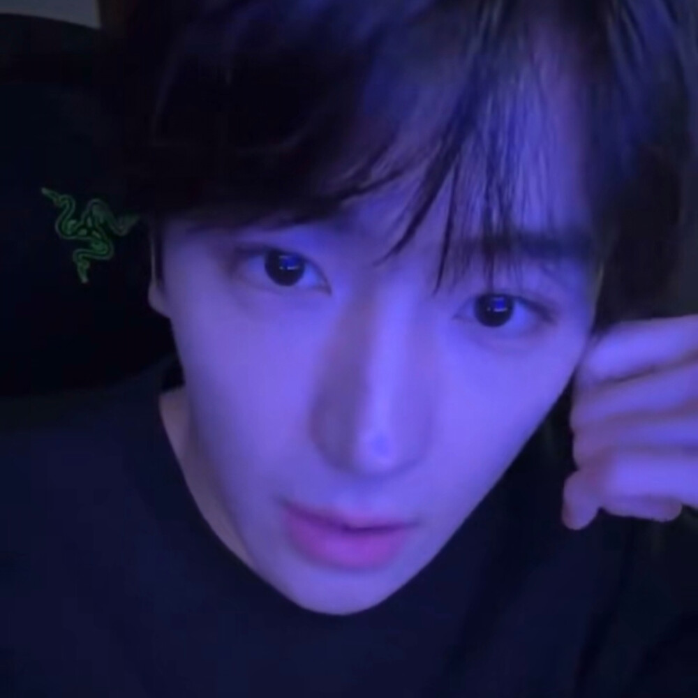 此男媚粉能力了得