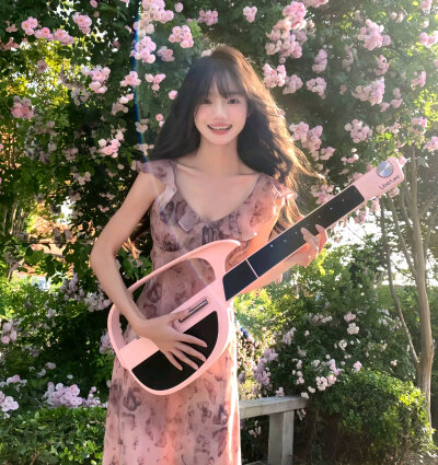 百花盛开，各有其美