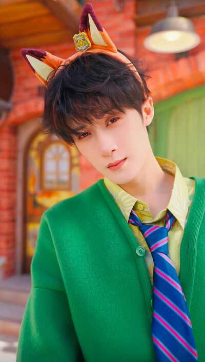 檀健次自修壁纸