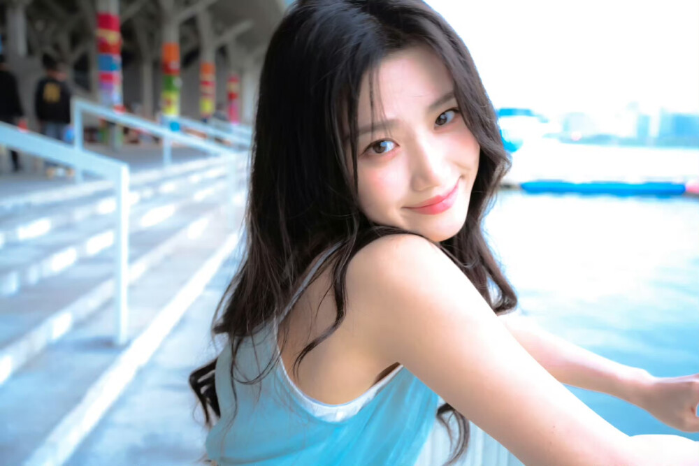 卢昱晓