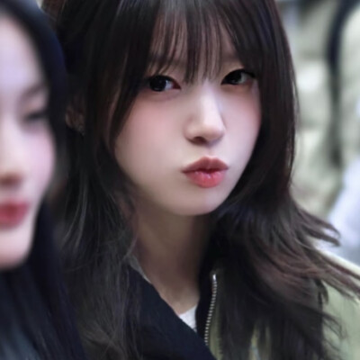摩儿摩儿