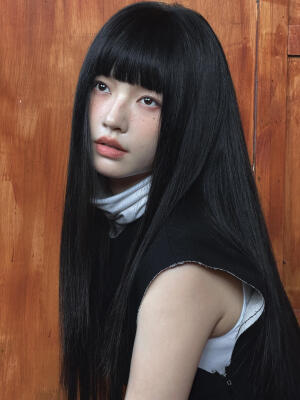 林允 ​​​