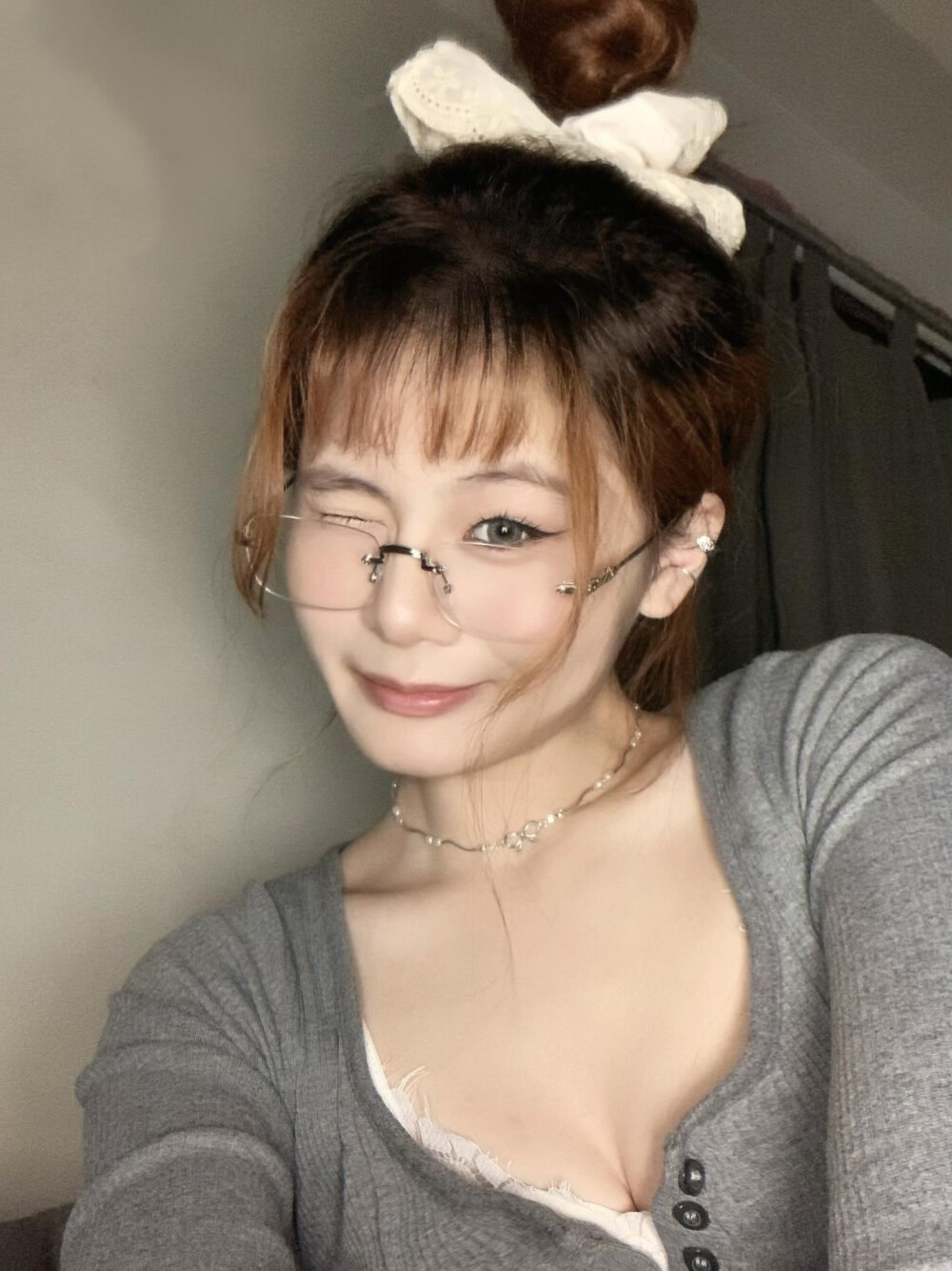 7