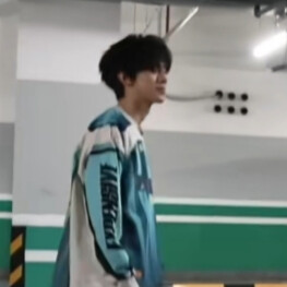 左航
