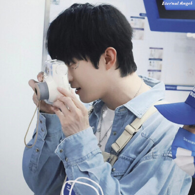 曹恩齐站图可二改
cr_Eternal Angel-曹恩齐