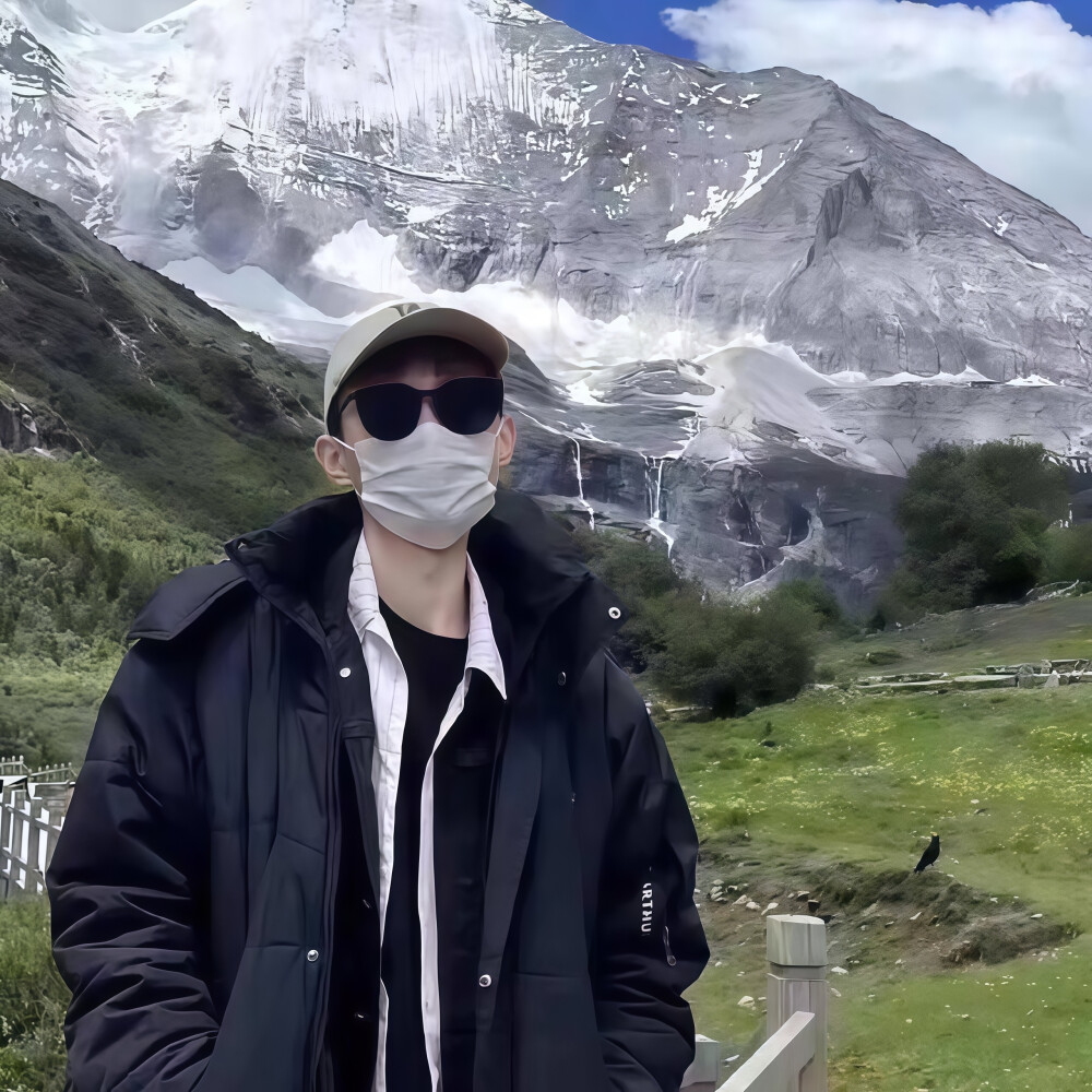 愿有岁月可回头，且以深情共白头