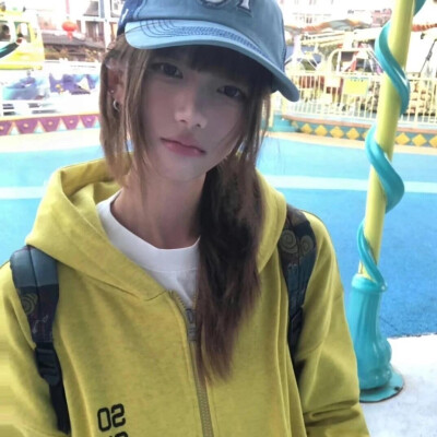 反正现在的感情都暧昧