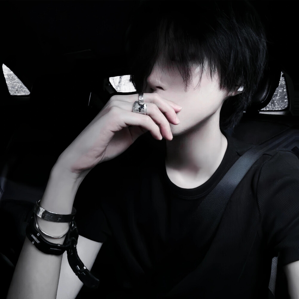 风格男头 拿图点赞关注