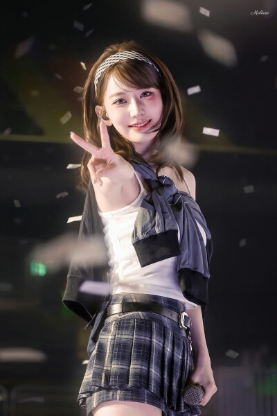 宮脇咲良 饭拍高清