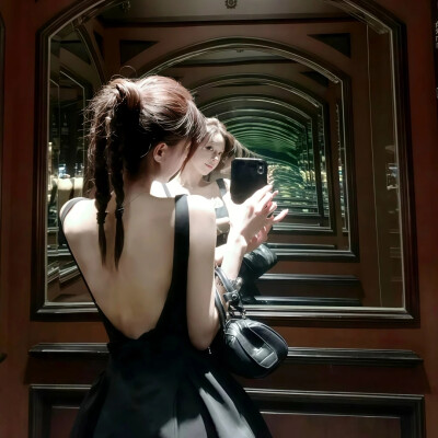 女头