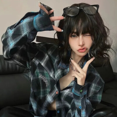 女头