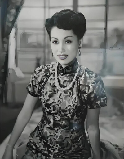 红线女