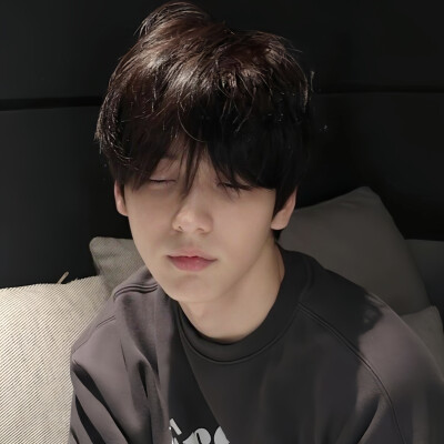 过季短袖