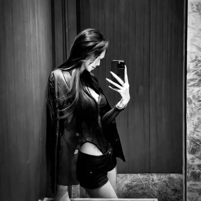 女头