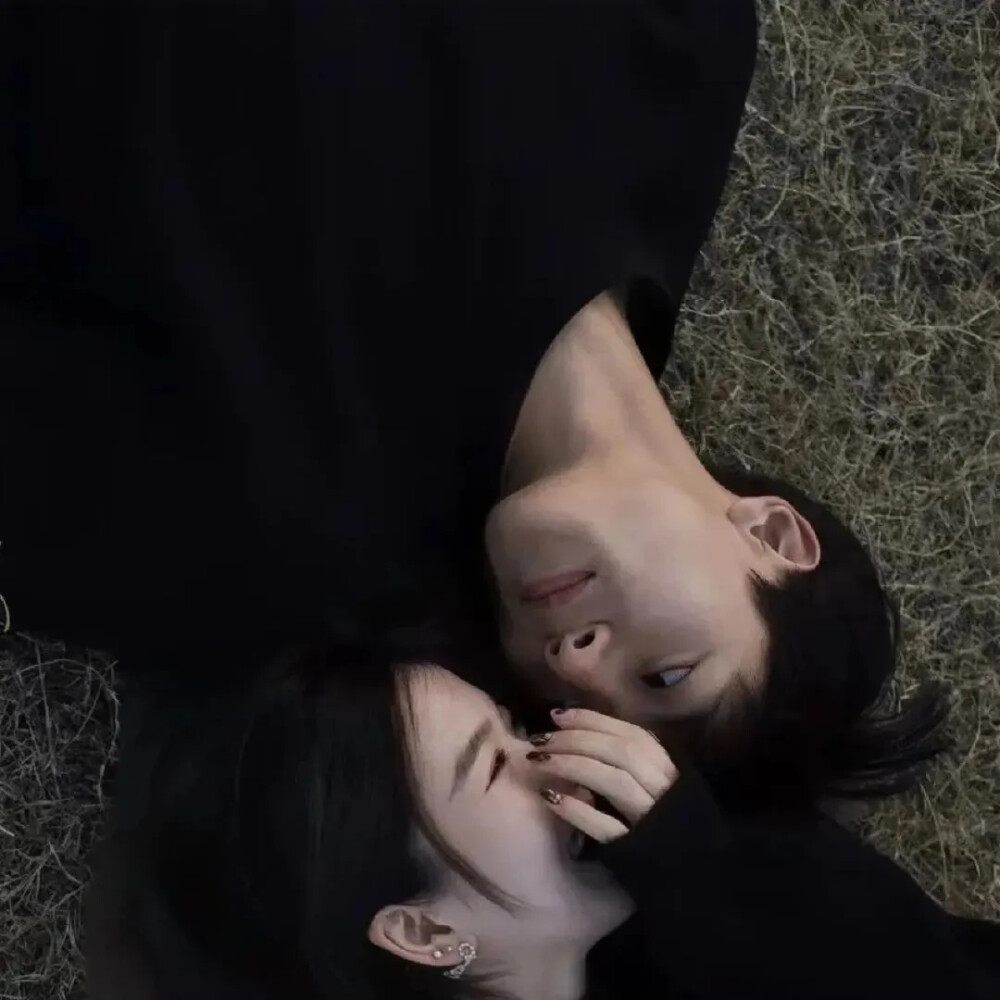 情侣头像 / 好看的情头一人一半