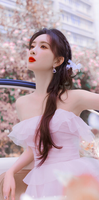 孟子义壁纸