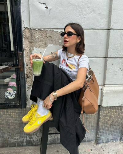 BY爱喝可乐的古娜小姐