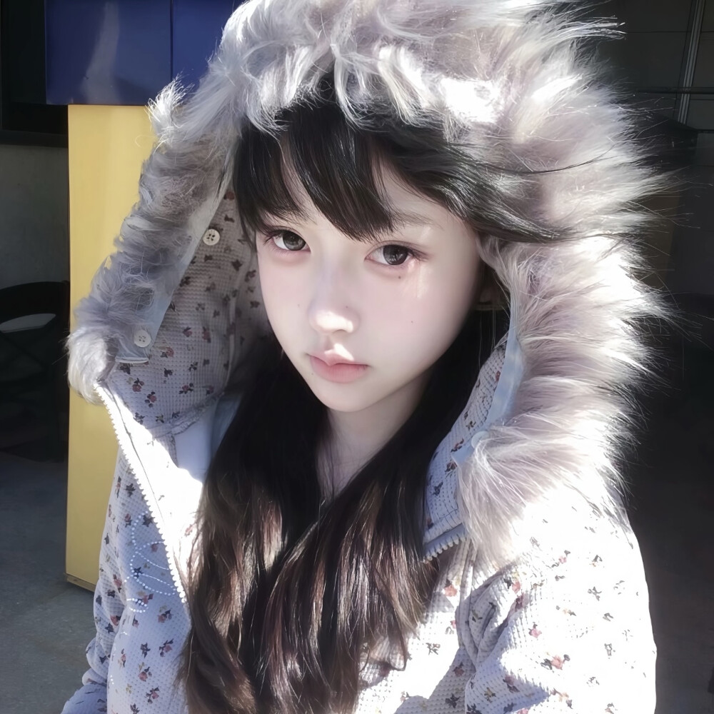 像百花撞了春风