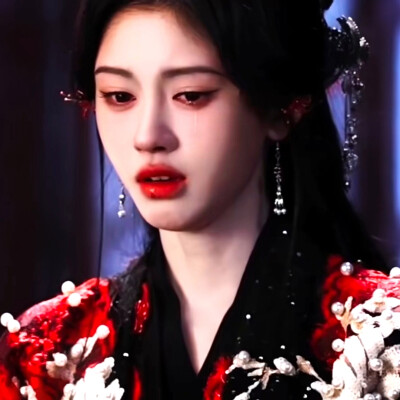 鞠婧祎