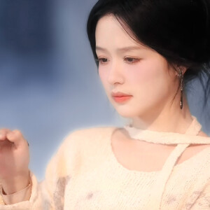 
 她不是西子城的西子 她是妖都的野王 旷野鹿王