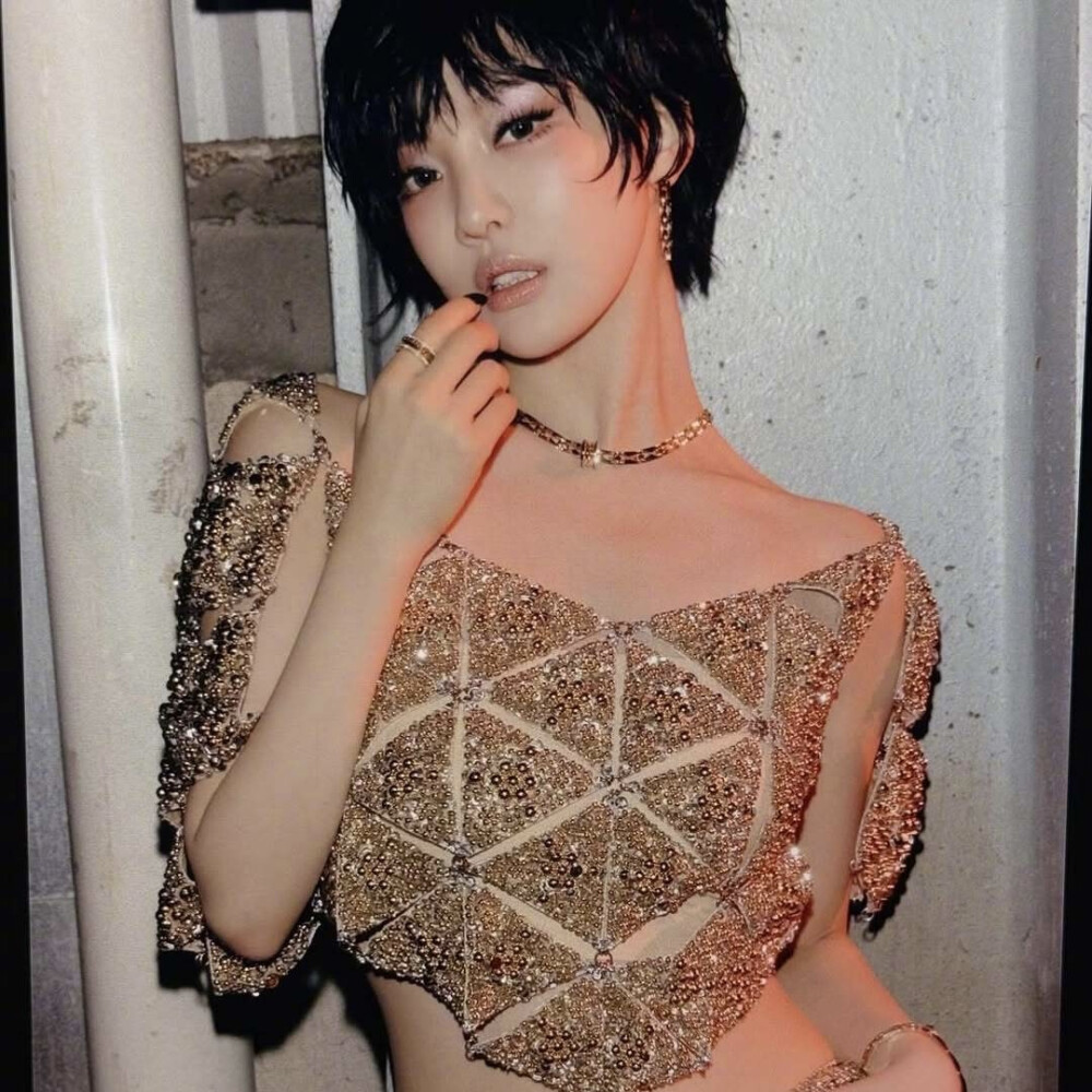 宁艺卓可二改