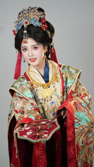 宥拉