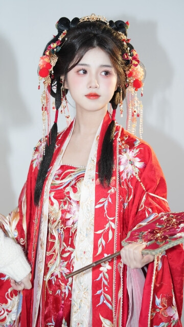 宥拉