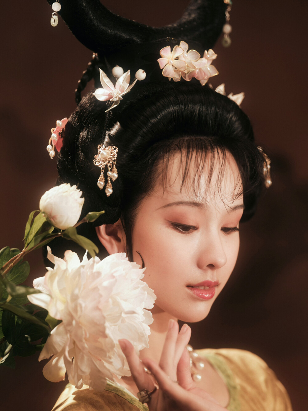 陈都灵
