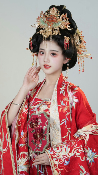 宥拉