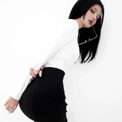 女头