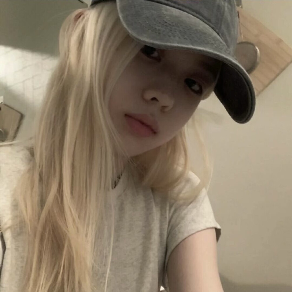 ʟsᴜɴɪᴄᴏʀɴ