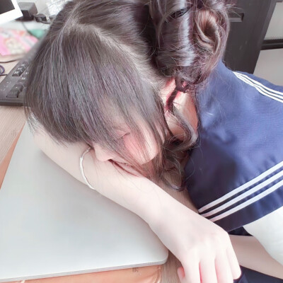 女头