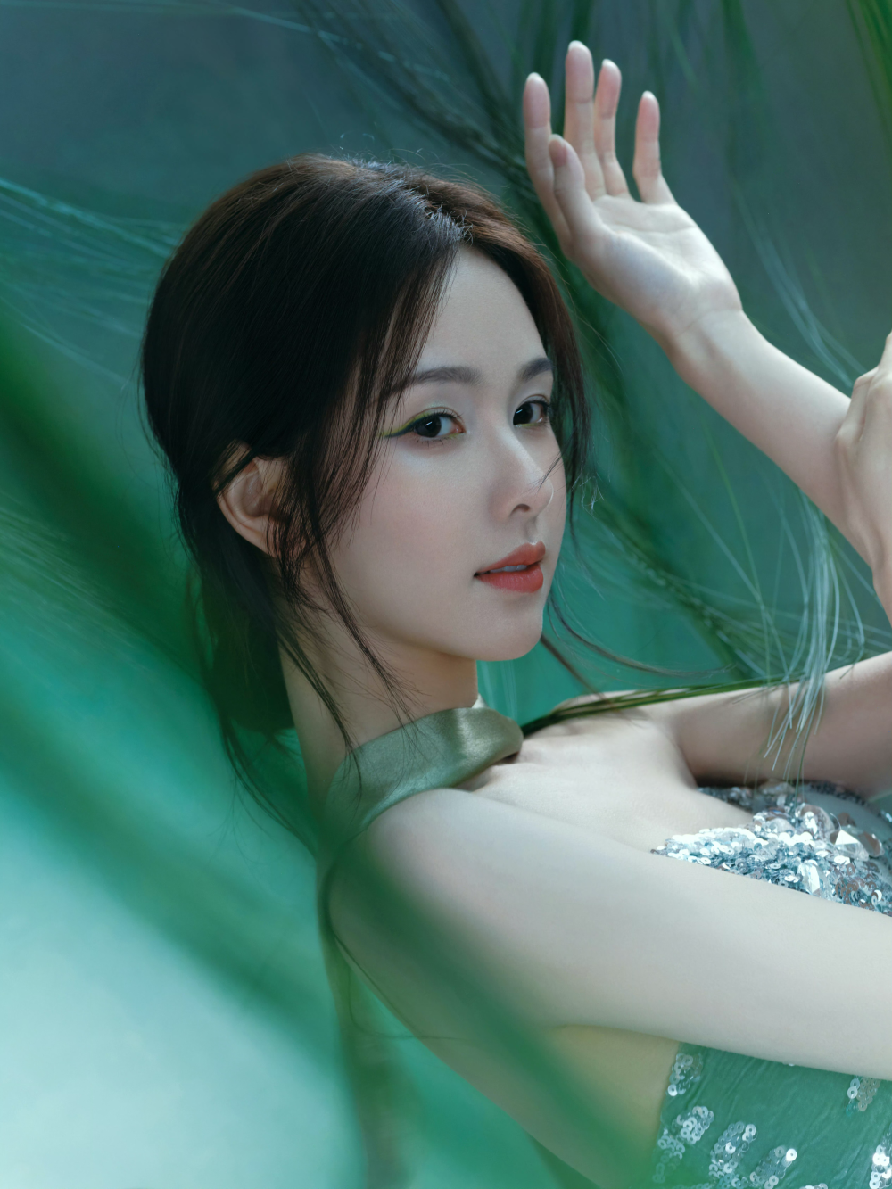 陈都灵