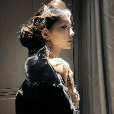 女头
✩°｡⋆✰⋆⁺₊⋆ †☾⋆