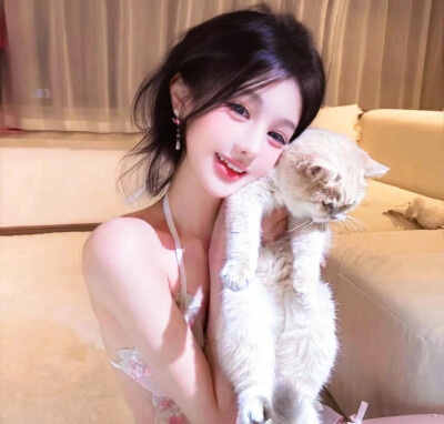 女头
✩°｡⋆✰⋆⁺₊⋆ †☾⋆