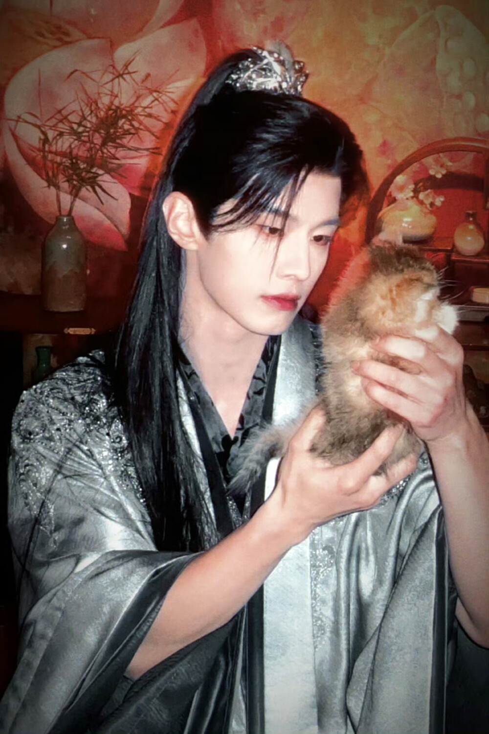 何与
