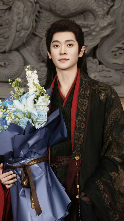 成何体统 夏侯澹