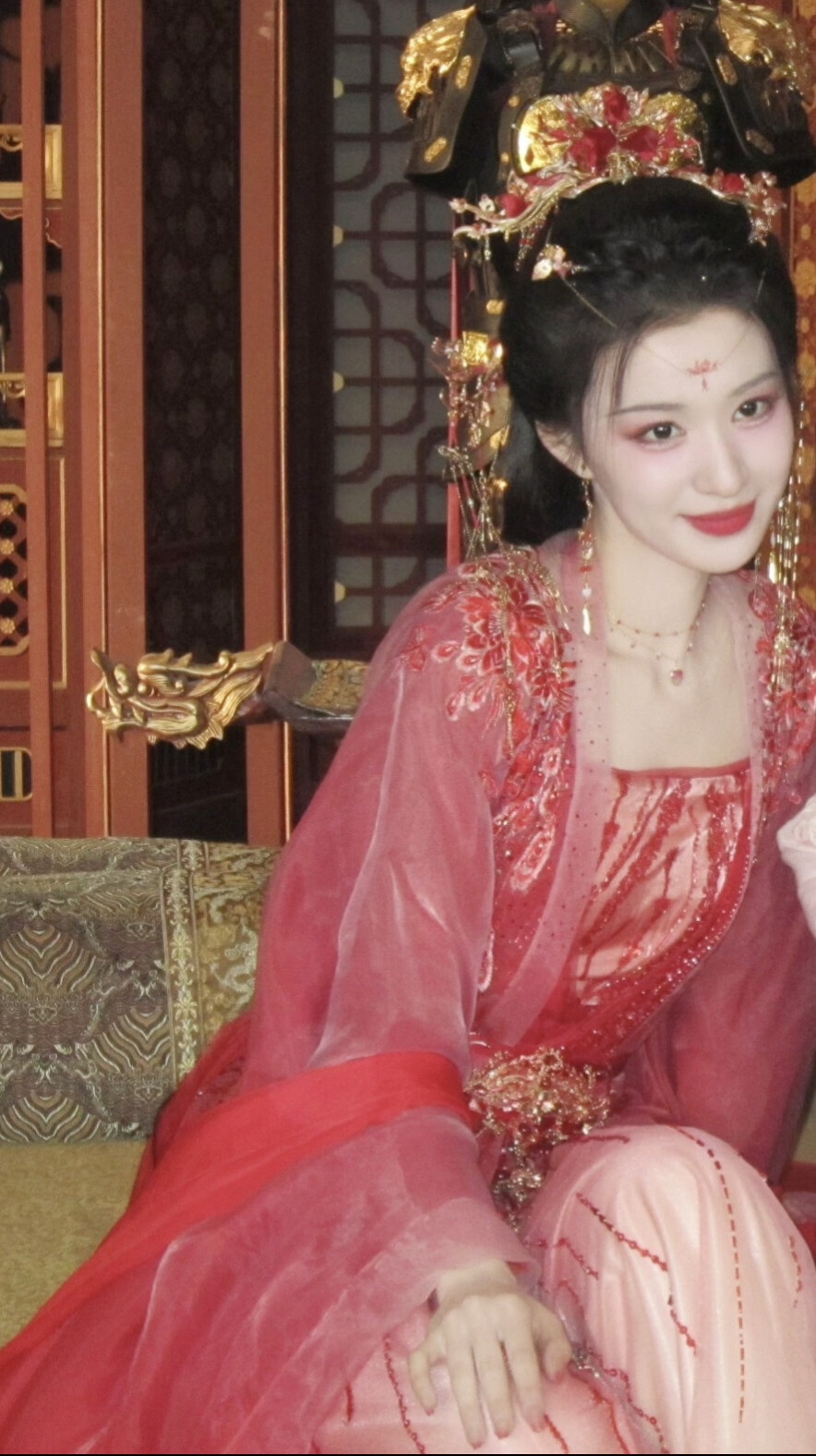 成何体统 庾晚音