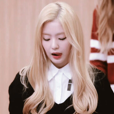 裴珠泫可二改站图已打底。标ThinkB
