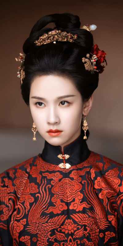 陈都灵