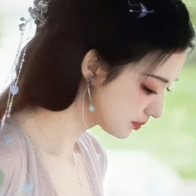 出水芙蓉