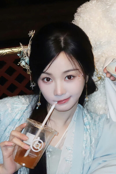 成何体统 谢永儿