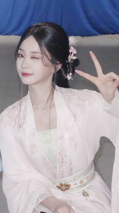 成何体统 谢永儿