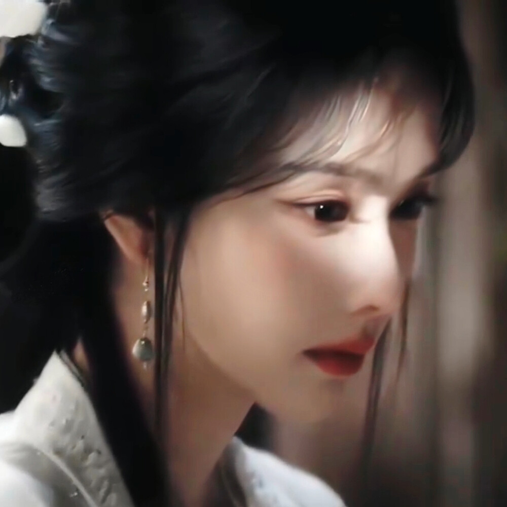 陈都灵