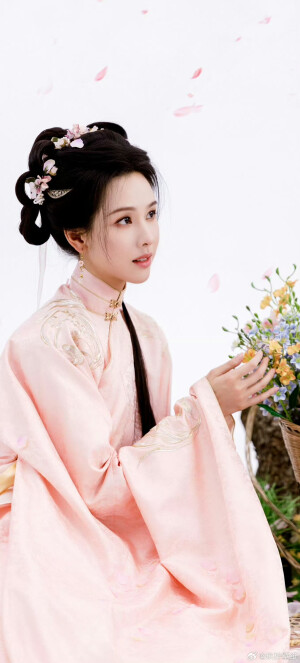 陈都灵