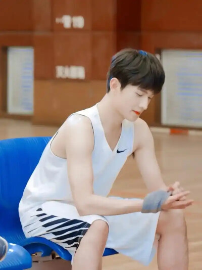 杨洋