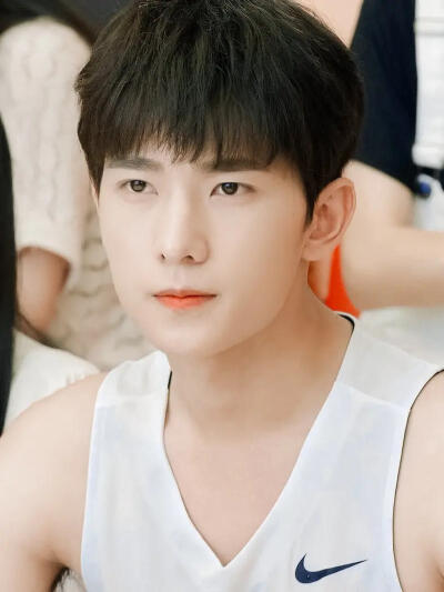 杨洋