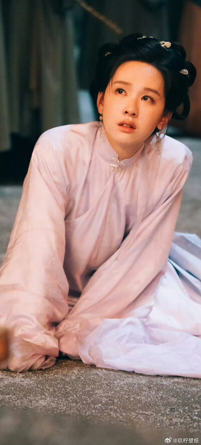 陈都灵